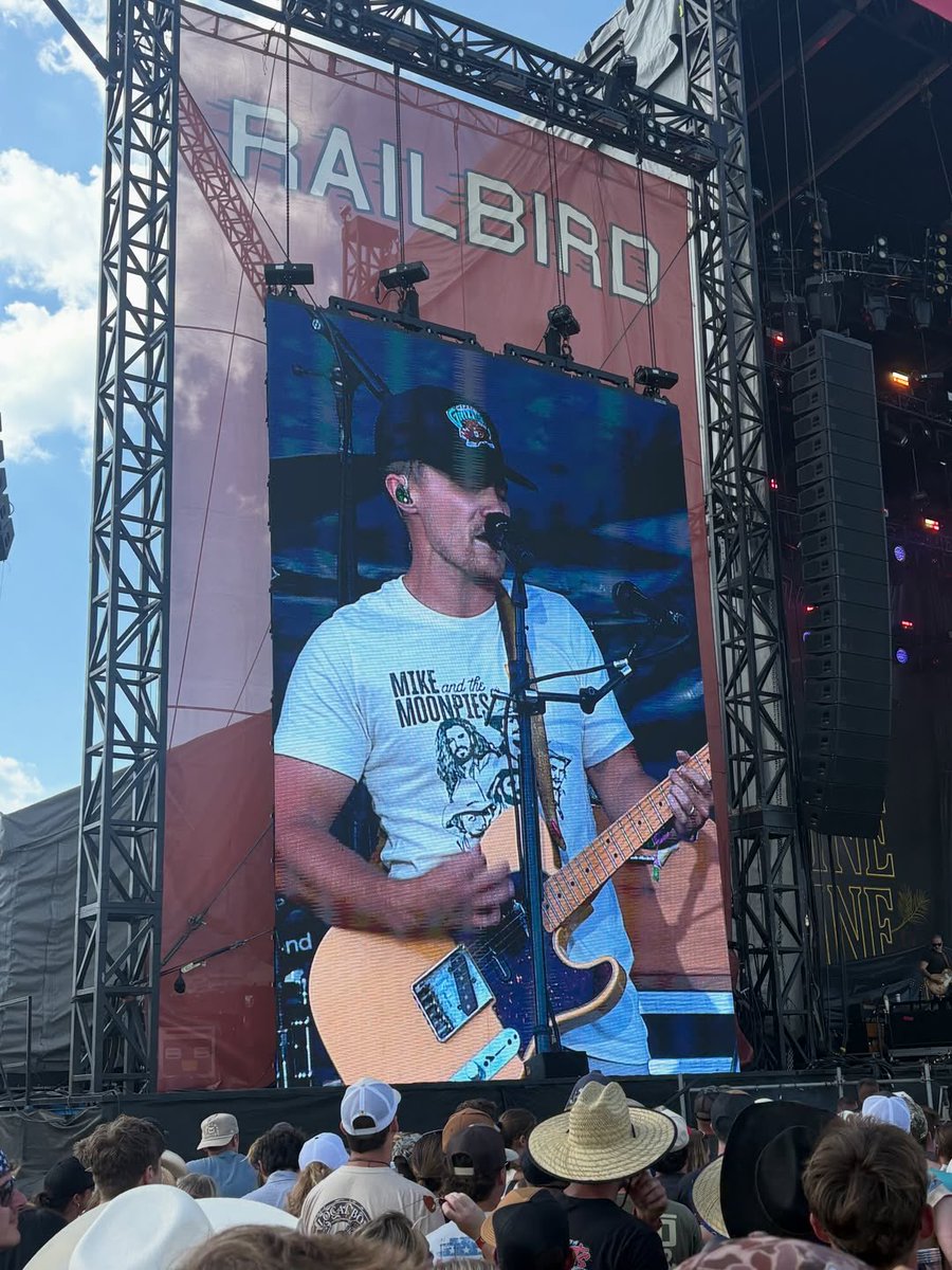 SilveradaOF's tweet photo. Slide 1: PSA Don't drink espresso martinis before your solo acoustic set
Slide 2: Caption this
Slide 3: Summer golf with Brazos at @.popstroke
Slide 4: We see you @.muscadinebline reppin at @.railbirdfestival. Y'all tear it up! (Pic: @.amandahoff18) https://t.co/cAURhnWTtY