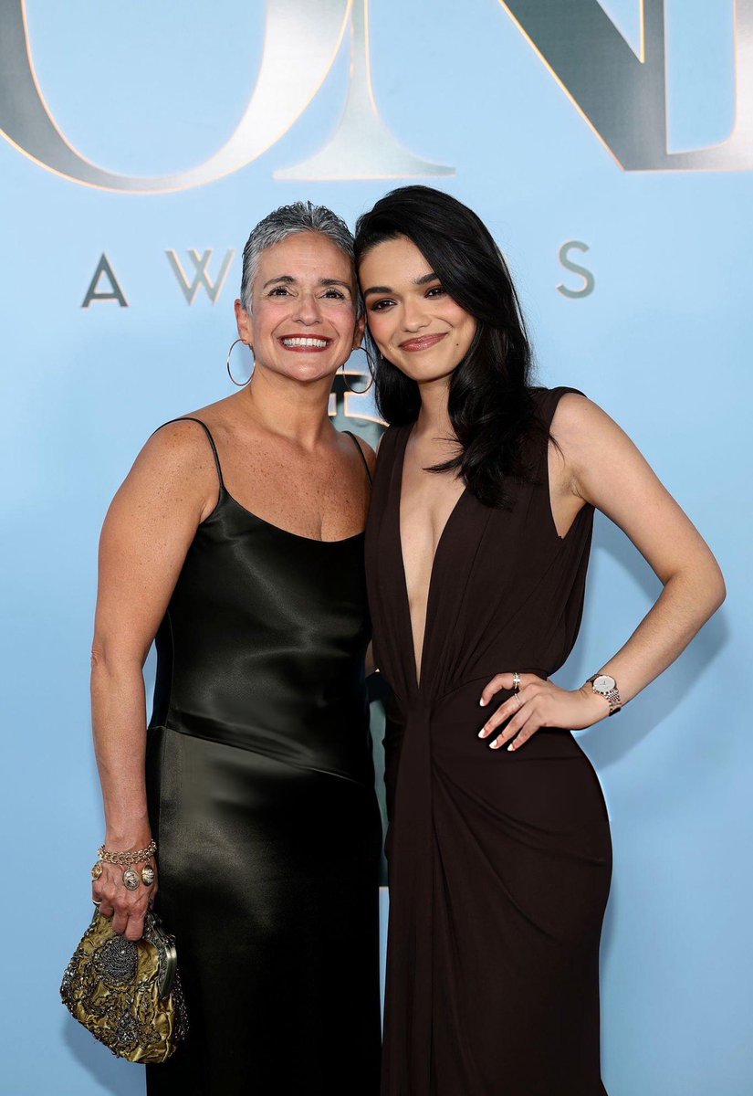 ZeglerSource's tweet photo. SHE’S ARRIVED!

Rachel walking the Tony Awards’ blue carpet with her mom: https://t.co/H30p1WrwMi