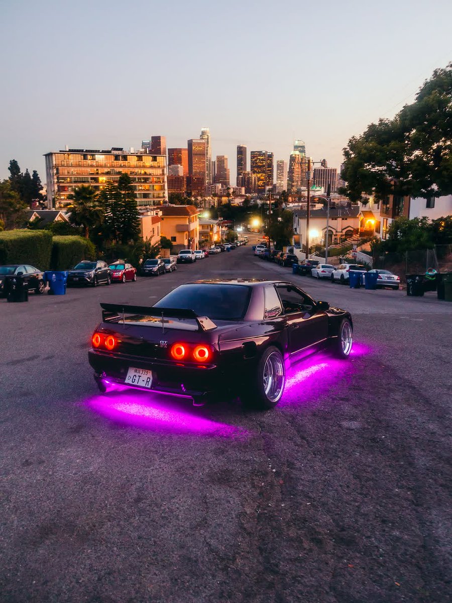 PistolCult's tweet photo. GT-R💜 https://t.co/UcXU1CrfHQ