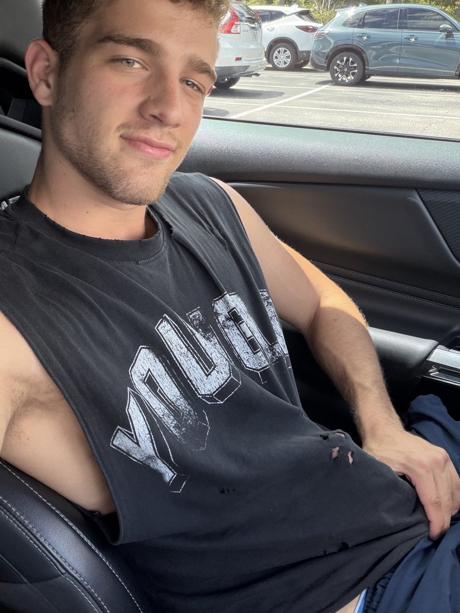 Alpha_Ra0's tweet photo. You want it so bad it makes me laugh.
#findom #cashmaster #bdsm https://t.co/woOJikJ1tO