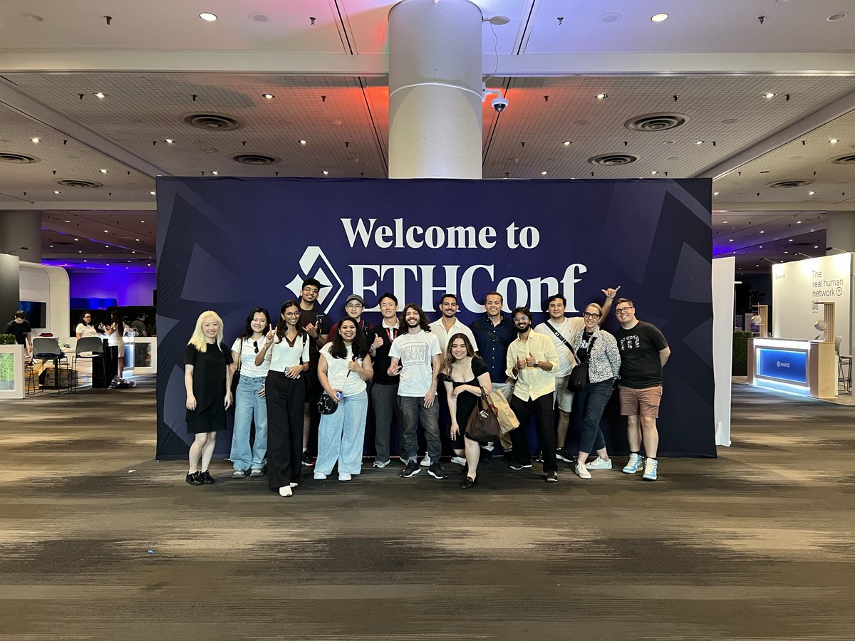 lucianodeangeIo's tweet photo. Family is locked in for @ethconf https://t.co/zY2EZyTDEz