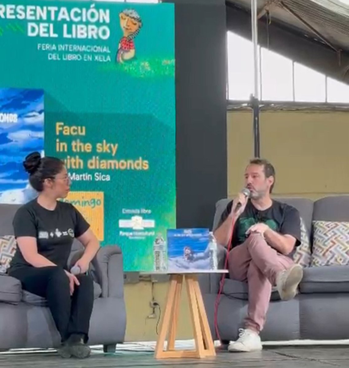 tinchosica's tweet photo. Gracias Feria internacional del libro de Xela (FILXELA). Gracias @julioserrano y Karen Fernández (cuentacuentos y escritora). Gracias por darme un lugar de privilegio para presentar Facu in the Sky with Diamonds. 
Llenaron mi alma en el momento en que más lo necesitaba. https://t.co/m8adpdvqXJ