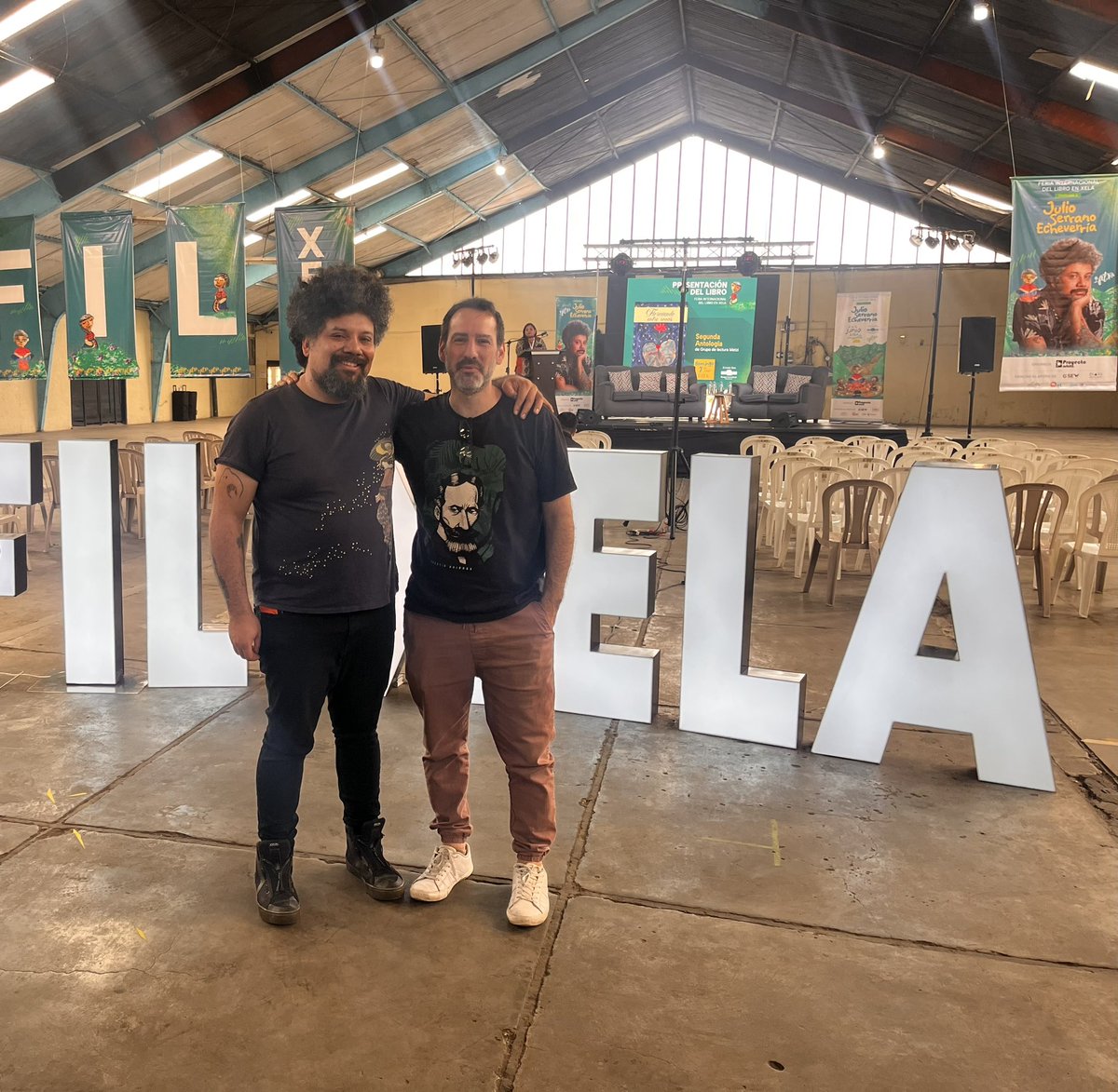 tinchosica's tweet photo. Gracias Feria internacional del libro de Xela (FILXELA). Gracias @julioserrano y Karen Fernández (cuentacuentos y escritora). Gracias por darme un lugar de privilegio para presentar Facu in the Sky with Diamonds. 
Llenaron mi alma en el momento en que más lo necesitaba. https://t.co/m8adpdvqXJ