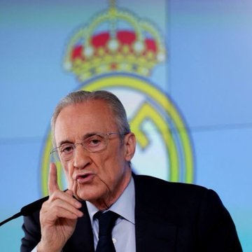 oleehreal's tweet photo. 🚨 حسابات المشجعين تنقل عن الصحفي خوسيه لويس سانشيز (JLSanchez78) التفاصيل الكاملة حول "القنبلة" المفاجئة لفلورنتينو بيريز:

🗣️ خوسيه لويس سانشيز: "لقد علمت للتو باسم اللاعب المحتمل الذي تُقدّر قيمته بـ 150 مليون يورو، وهي قنبلة غير متوقعة على الإطلاق.. أعتقد أنه مقابل 150 مليون يورو، الصفقة ستتم بالفعل!"

🔥 تكهنات وتوقعات الجماهير:

العديد من المغردين والمتابعين بدأوا في تخمين الاسم، والمؤشرات والآراء تتجه بقوة نحو اسم واحد غير متوقع: خوليان ألفاريز! 🕷️🇦🇷

هل يكون النجم الأرجنتيني هو مفاجأة القرن لبيريز بعد حسمه الانتخابات؟ 💣⚪