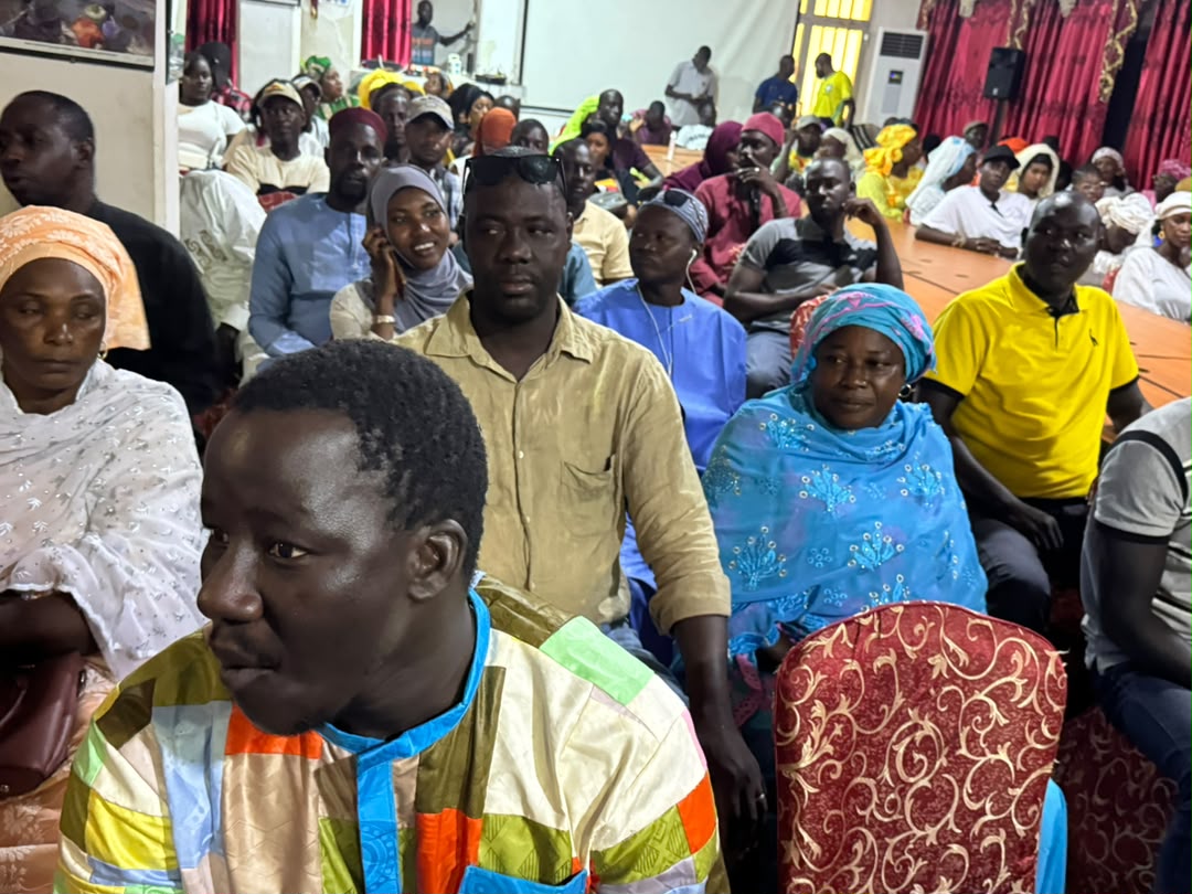 CCR_APR's tweet photo. Les responsables, militants et sympathisants de la région de Kaolack ont réaffirmé, aujourd'hui, avec force leur soutien indéfectible à notre camarade Papa Malick Ndour, incarcéré de manière injuste. La lutte continue. 

#APR #CCR #justicepourpmn #reconquete2029 https://t.co/lxbDlWy8FC