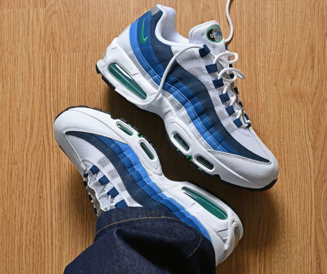 JustFreshKicks's tweet photo. Nike Air Max 95 OG Big Bubble "Slate" 🌊

https://t.co/l1vorOvwFw https://t.co/lLO2AF76XN