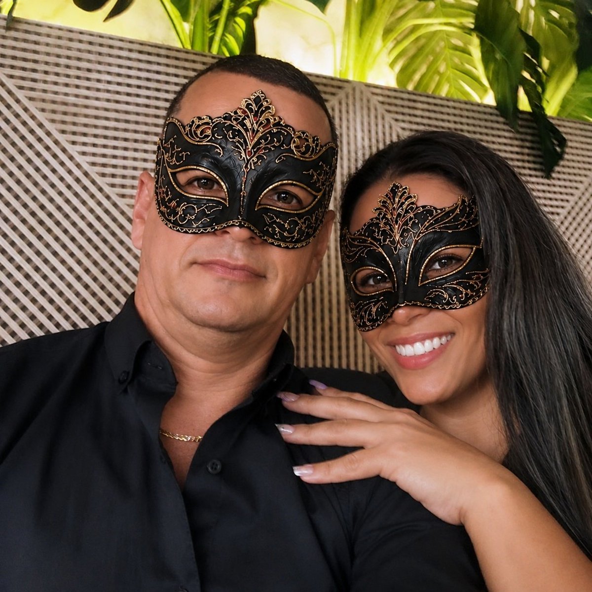 Karla_authentiq's tweet photo. Sensual Pareja Swinger Conectando con 🧑‍🤝‍🧑 de mente Abierta, 🫦 para  crear un Círculo Selecto de Amistad, Respeto y Erotismo 🔥 Por ahora: Parejas y Unicornios. (Escriban/Reposteen para contactarlos)  Singles serios y caballerosos pueden Repostear y presentarse. 🥂 Para tenerlos en cuenta...