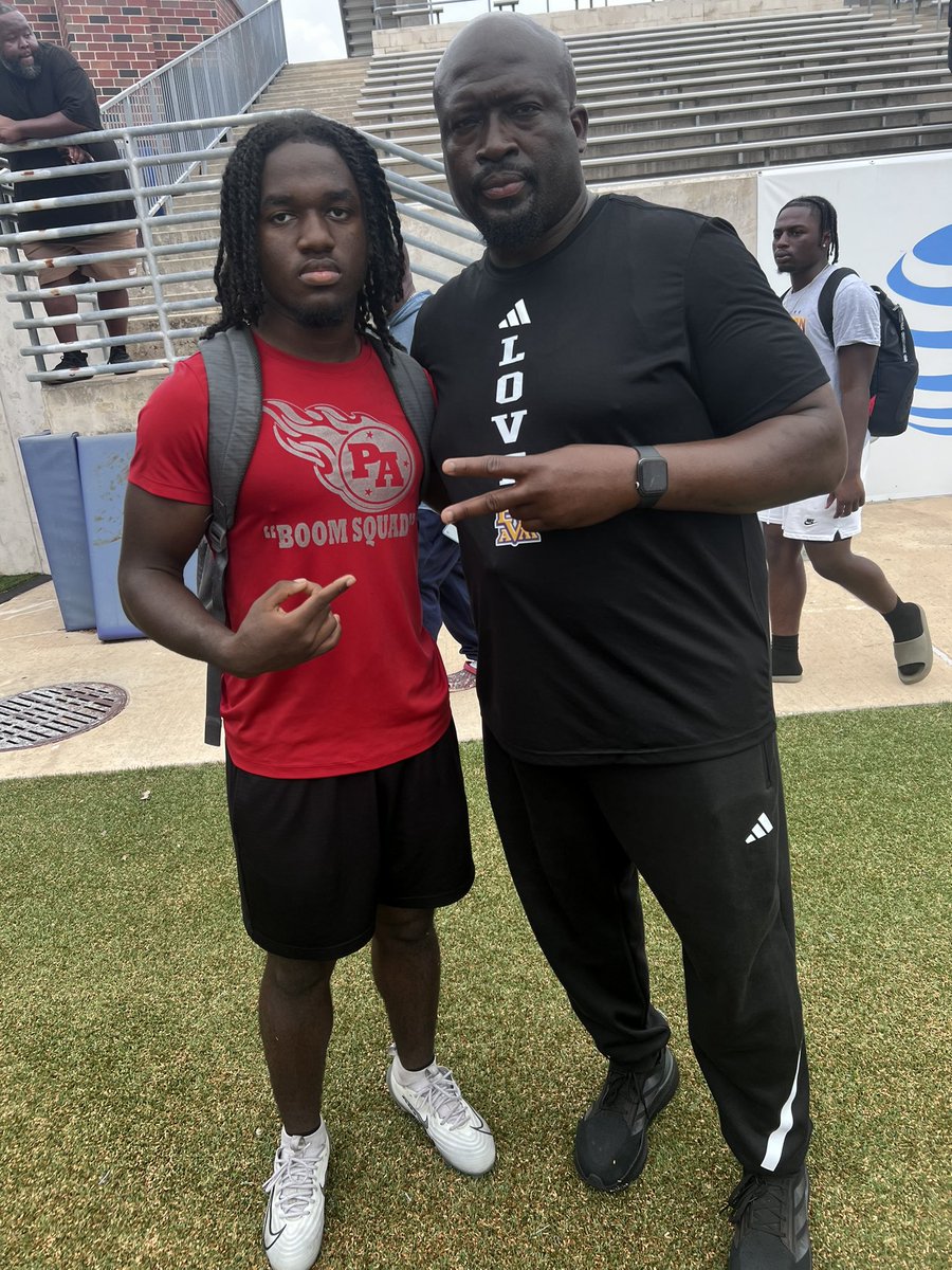Derrick Graham tweet media