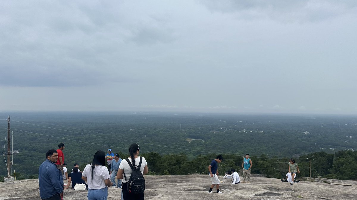 FreddyLA7's tweet photo. On top of Stone Mountain⛰️

Unfortunately too cloudy to properly see Atlanta’s skyline but still a very nice view of the area. Took the cable car up and walked back down. https://t.co/AEzm85Ve0R