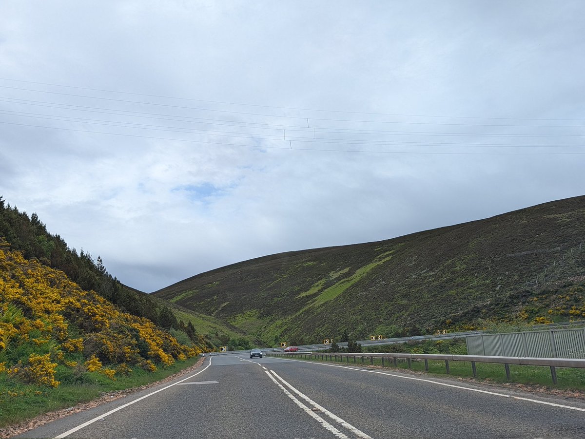 GrumpyShadows's tweet photo. And even more Scotland pics

This trip is giving me the best views 🏴󠁧󠁢󠁳󠁣󠁴󠁿 https://t.co/0T9j0ow498