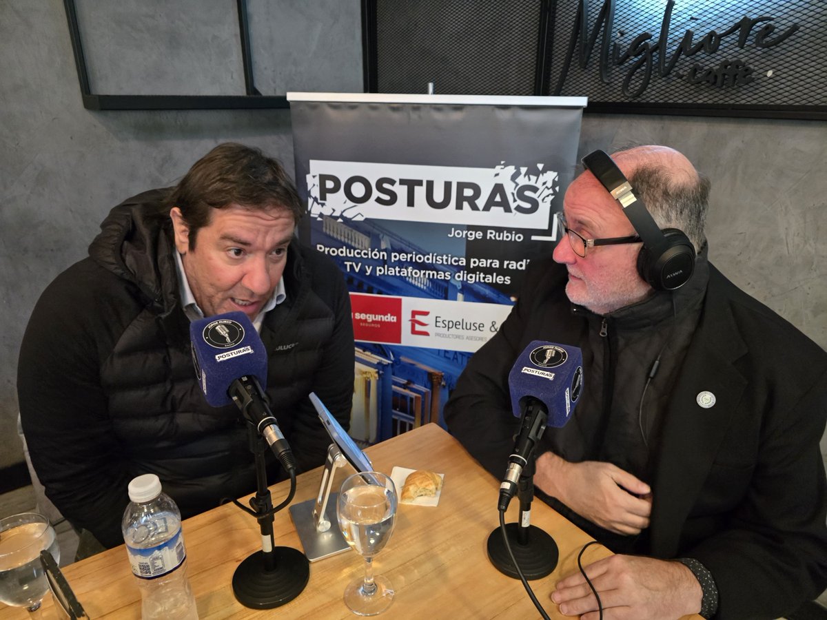 jorgerubionoti's tweet photo. INTERNA UNION CIVICA RADICAL. finalmente el triunfo fue para la Lista de Fernando Roig q vencio 592 votos a 385 de Martin Bustos...que fue lo primero q dijo el flamante Pte del partido local. " ESTE GRUPO DEMOSTRO Q DEFIENDE Y APOYA LA SALUD PUBLICA..LA ZONA FRIA PARA BAHIA...Y NO SE SIENTE REPRESENTADOS POR SUS CONCEJALES"...