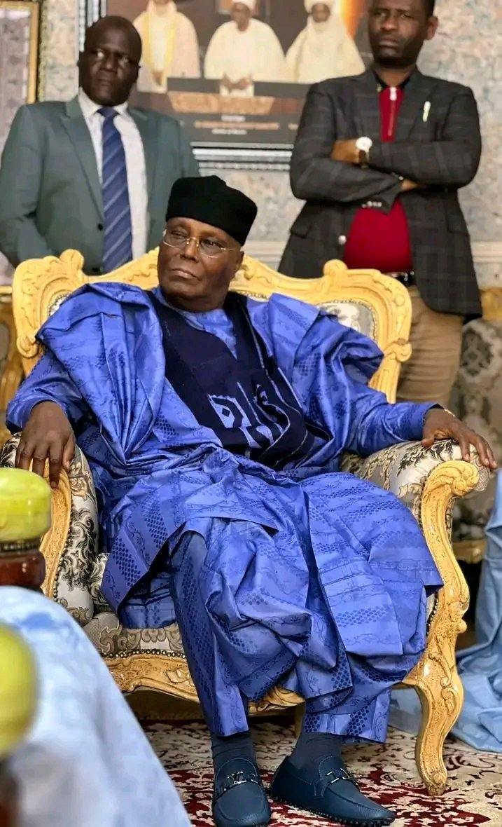 Pharmacio001's tweet photo. Hope For Nigeria: My administration will dismantle all the policies of the Bola Tinubu and APC government, which have plunged Nigerians into hardship." 

— Atiku Abubakar https://t.co/dZIJQnUbuK