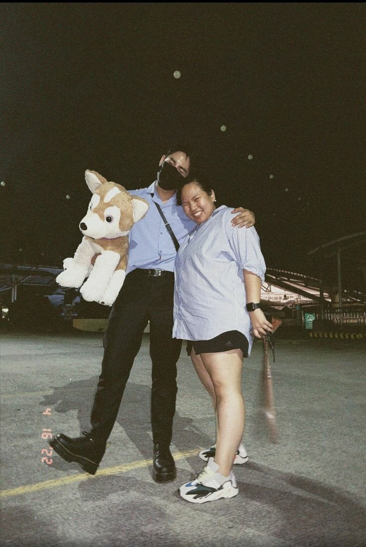 holysva's tweet photo. that iconic dog stuffed toy he’s kept in his room for years is so precious https://t.co/CTMviGyWdI