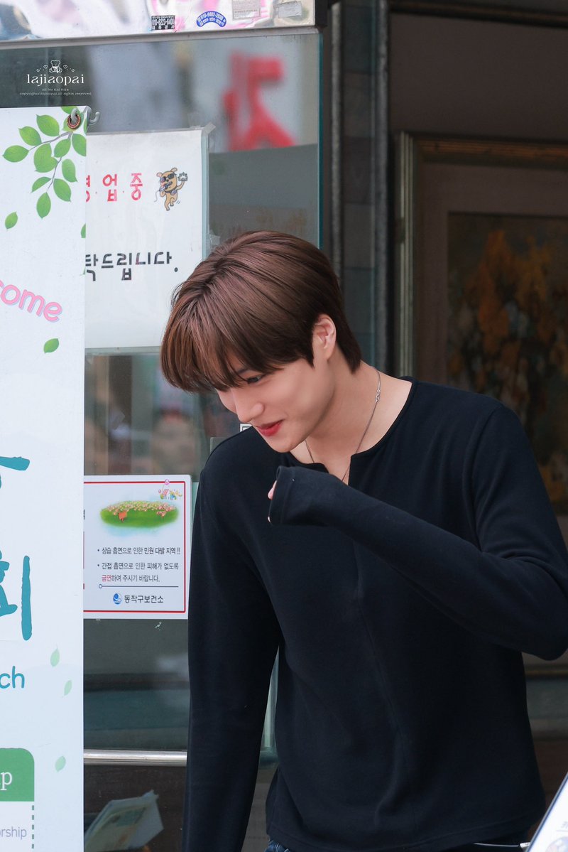 zkdlin__K's tweet photo. 아 진짜 카이오빠 핏 너무 감동스러워서 말도 안 나오네….. 하… ㅠㅠㅠ🥹🥹🥹 https://t.co/c77Z9jcOuQ