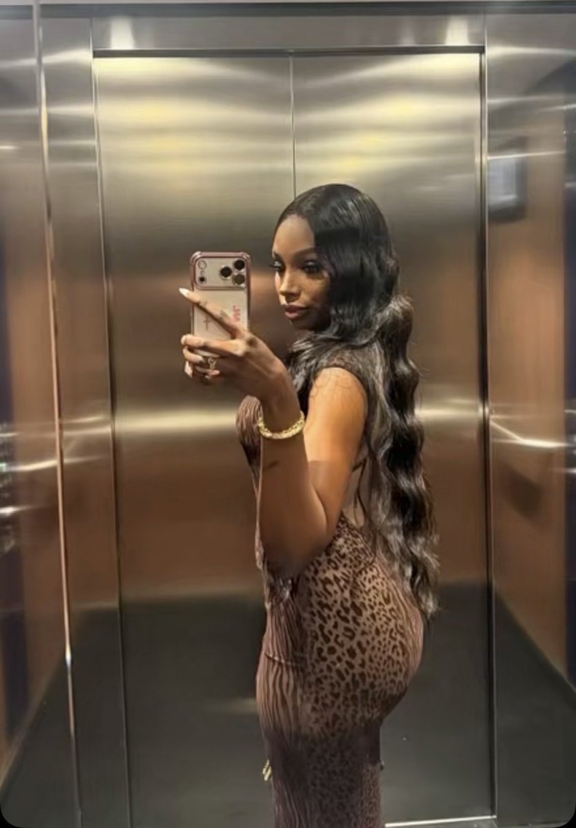 Tiffany65756070's tweet photo. Miss JaNa Craig is OUTSIDE in Monaco… As she deserves https://t.co/jWz3kEXRA0