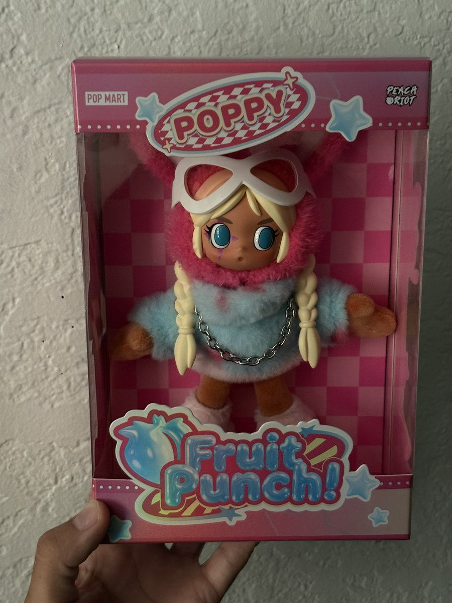 fatehawks's tweet photo. Peach riot poppy 😮😮 she is so cute https://t.co/qYjSbx9MS5