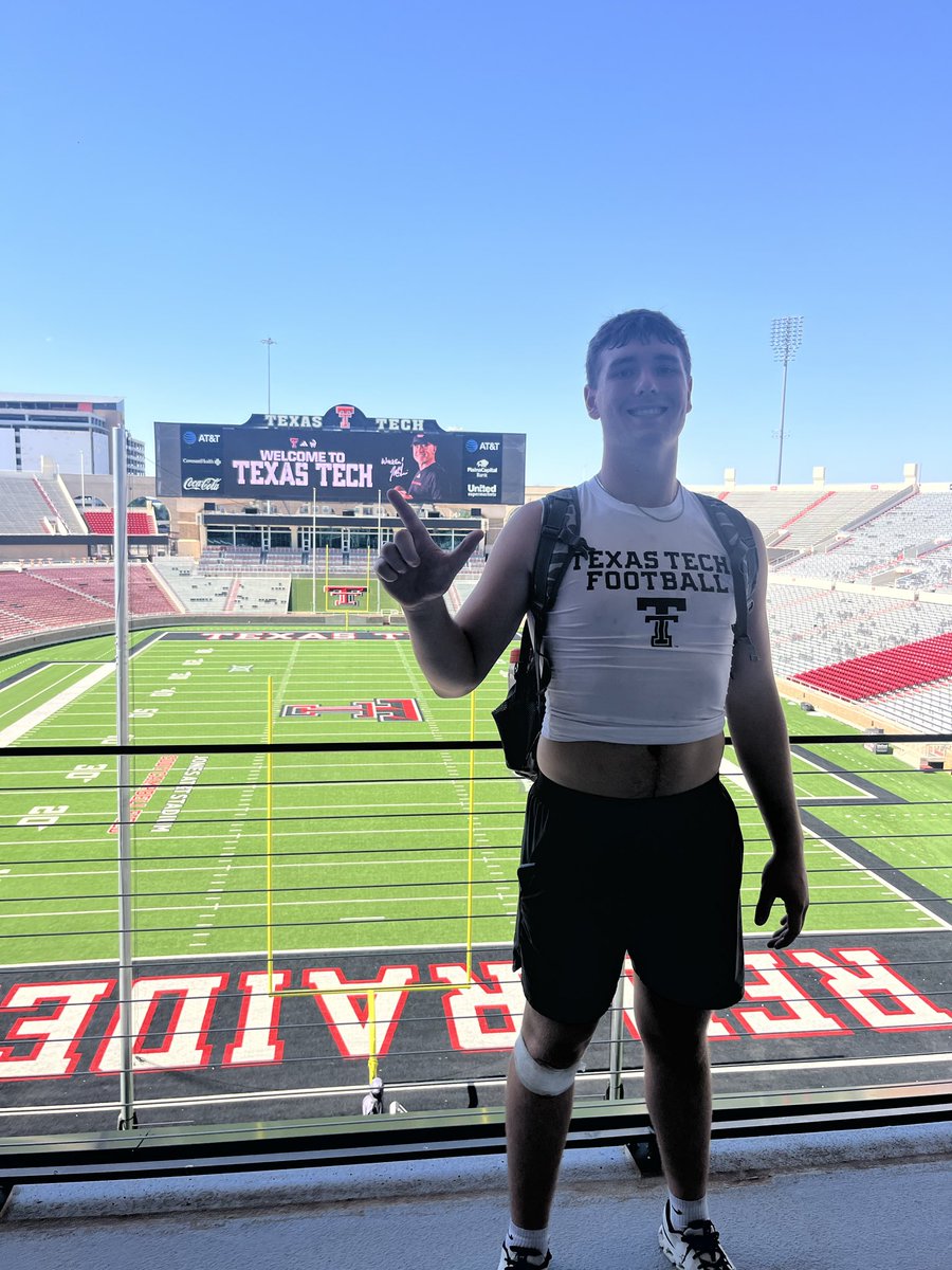 GunnerBrady34's tweet photo. Had a great time at the Texas Tech Mega camp!! Got some great coaching and competition. Thanks to Coach @MBrassfieldTTU for showing me around after. Also thanks to Coach @CoachCochranTTU for coaching me up. https://t.co/RA6H4vrw77
