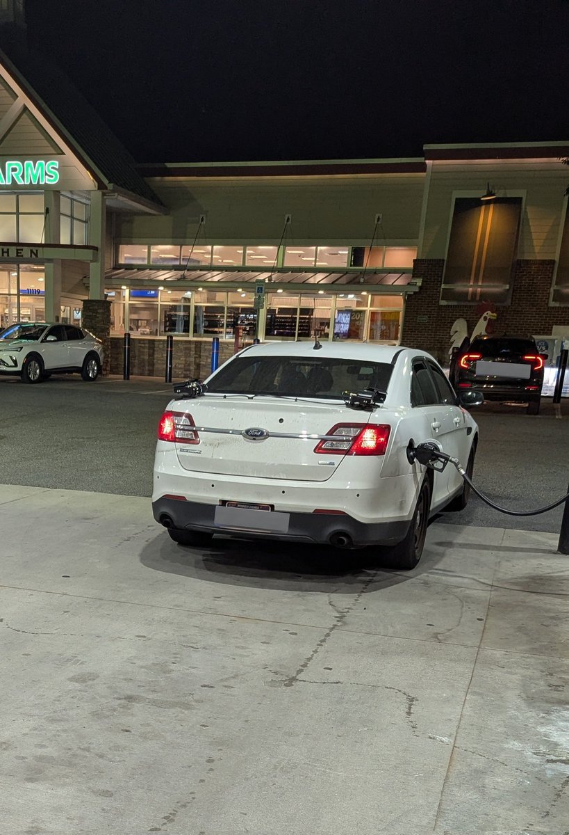 w_j_hellmann's tweet photo. @PolitiBunny Here is the last one I saved that will not Doxx me. (Of course X made it extra hard for me to edit so I don't Doxx others) https://t.co/hWw2SGsMqe
