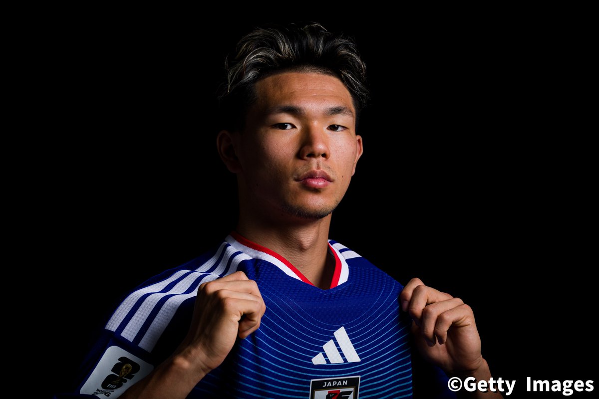 weeklysd's tweet photo. 📸フォトギャラリー📸
闘争心むき出しのファイター＃26 塩貝健人 FIFA公式ポートレートギャラリー

👉https://t.co/JBj9uETr7M

#サカダイ #サカダイフォト 
#サッカー日本代表 #FIFAWorldCup
#塩貝健人 https://t.co/I2wyrVkLeG