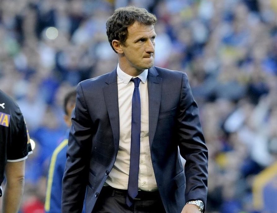 marcosbonocore's tweet photo. Se avanzó mucho el fin de semana. Por como está la situación, sería raro que el Vasco Arruabarrena no se convierta en el próximo DT de Boca. Ya planifica su arribo al pais. https://t.co/SkPNupzhvj