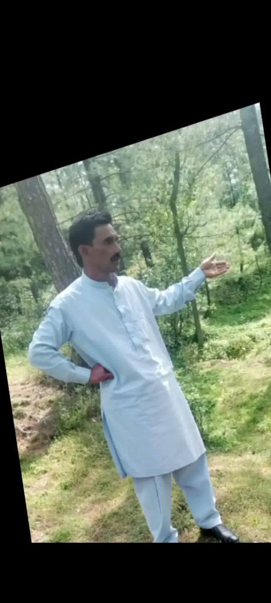 UnitedByIK's tweet photo. 🚨🚨🚨😢😢😢😢😢🚨🚨🚨
شہادتوں کا سلسلہ جاری ۔۔  ایک اور نوجوان شہید راولاکوٹ میں ۔۔۔جمشید خان ۔۔۔ تعلق میرالگلہ ڈنہ سے تعلق ۔۔۔۔اللّٰہ پاک جمشید خان (شہید) کے درجات بلند فرمائے اور جنت الفردوس میں اعلیٰ مقام عطا فرمائے آمین ثم آمین یا رب العالمین ۔۔۔۔   رائیگاں نہ جائے گا خون رنگ لائے گا ۔۔۔ انقلاب آئے گا 
😭😭😭😭😭
#RightsMovementAJK 
#قید_میں_خان_ووٹ_میں_خان 
#جی_بی_کا_فیصلہ_عمران_خان