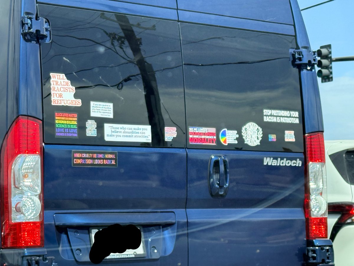 therealAZMatt's tweet photo. Guess the driver(s). https://t.co/JO1y8Oqfxr