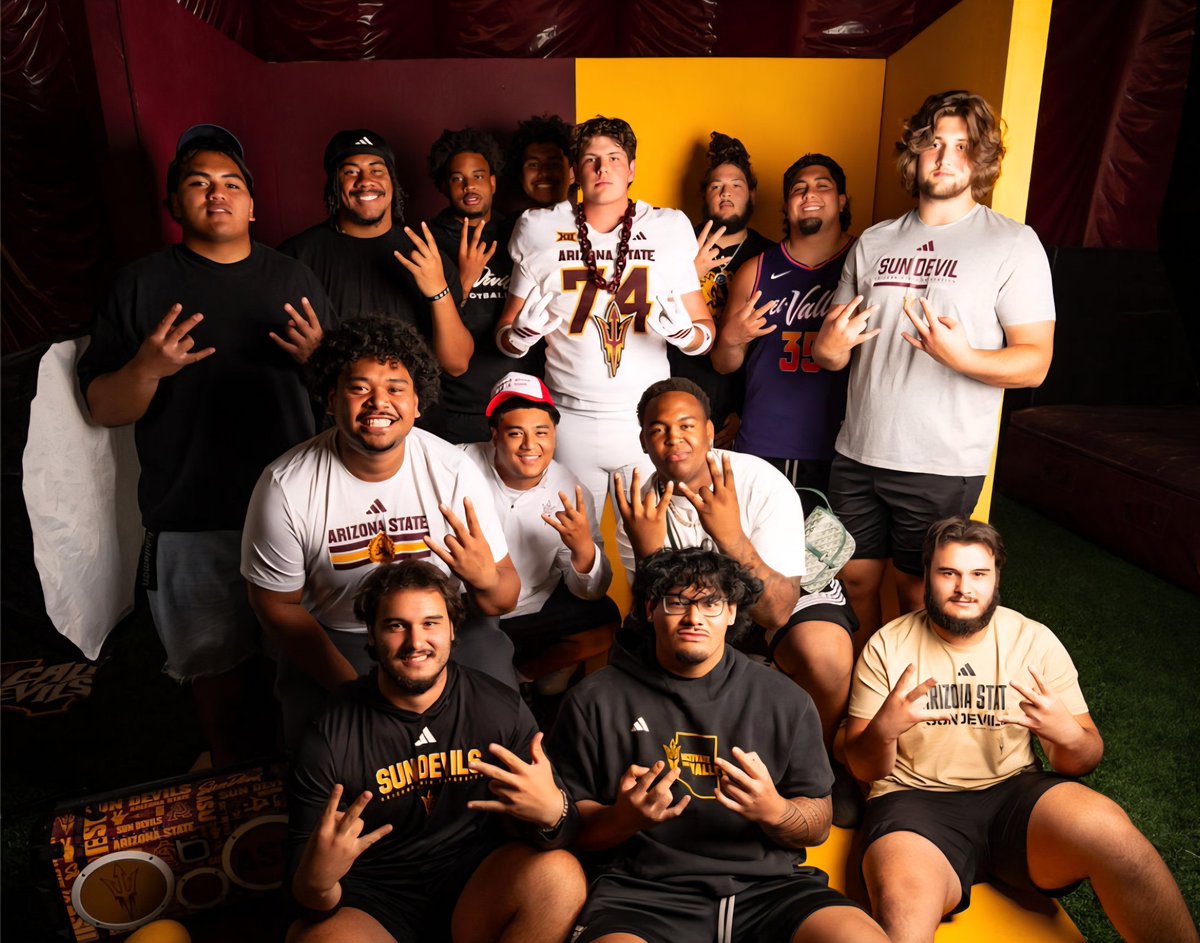 JakeH_2027's tweet photo. Thank you so much for such an AMAZING and EXCITING weekend for my OV visit @ASUFootball teammates and ALL of the staff! I truly appreciate the attention and hospitality.  So greatful and blessed to have had this lifetime experience with you all. #GoDevils #ForksUp #ActivateTheValley #SunDevil4Life #LIFERS #HomeTownHero @ASU @KennyDillingham @CoachTuitele @TyBarret @CoachOmura @CoachTravisWard @Trent_Birch @mvp86hinesward @CoachMohns @ASTATE_8 @coacharroyo @JeremyPlattASU @VinceAmey @GrahamRossini @CoachDavidGibbs @Coach_Ghicks @bmcginnis22 @CannenSiegel @coachryanhansen @Joyce_H33 @JasonCvercko @lexiegodfrey13 @IWSunDevils @CoachBC_ @BWardDCoord @aguanos @CoachCoop84 @Coach_Diron @CoachNudo @coach_meat @_CoachDonald @omarfarmanASU @FautanuLeif @CoachBourguet @CoachOB_AZ @ChrisKarpman @TheSunDevils @SunDevilSource @PHNX_SunDevils #DevilsGotMotion
@bashagridiron @RecruitingBasha @BashaAthletics @CoachTKelly1 @CoachBabcock_  @coachcmcdonald