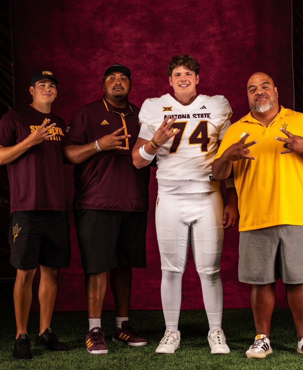 JakeH_2027's tweet photo. Thank you so much for such an AMAZING and EXCITING weekend for my OV visit @ASUFootball teammates and ALL of the staff! I truly appreciate the attention and hospitality.  So greatful and blessed to have had this lifetime experience with you all. #GoDevils #ForksUp #ActivateTheValley #SunDevil4Life #LIFERS #HomeTownHero @ASU @KennyDillingham @CoachTuitele @TyBarret @CoachOmura @CoachTravisWard @Trent_Birch @mvp86hinesward @CoachMohns @ASTATE_8 @coacharroyo @JeremyPlattASU @VinceAmey @GrahamRossini @CoachDavidGibbs @Coach_Ghicks @bmcginnis22 @CannenSiegel @coachryanhansen @Joyce_H33 @JasonCvercko @lexiegodfrey13 @IWSunDevils @CoachBC_ @BWardDCoord @aguanos @CoachCoop84 @Coach_Diron @CoachNudo @coach_meat @_CoachDonald @omarfarmanASU @FautanuLeif @CoachBourguet @CoachOB_AZ @ChrisKarpman @TheSunDevils @SunDevilSource @PHNX_SunDevils #DevilsGotMotion
@bashagridiron @RecruitingBasha @BashaAthletics @CoachTKelly1 @CoachBabcock_  @coachcmcdonald