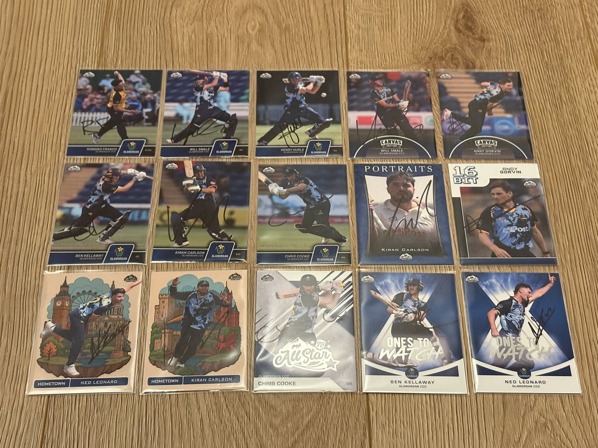 KarlSeed29's tweet photo. Really impressed by @GlamCricket today but the highlight was definitely watching the guys sign the @BSTradingCards for the first time! Several asking what they were and commenting about being Ones to Watch and an All Star! Class cards for a class team 👏 https://t.co/XRdLEAxm3c