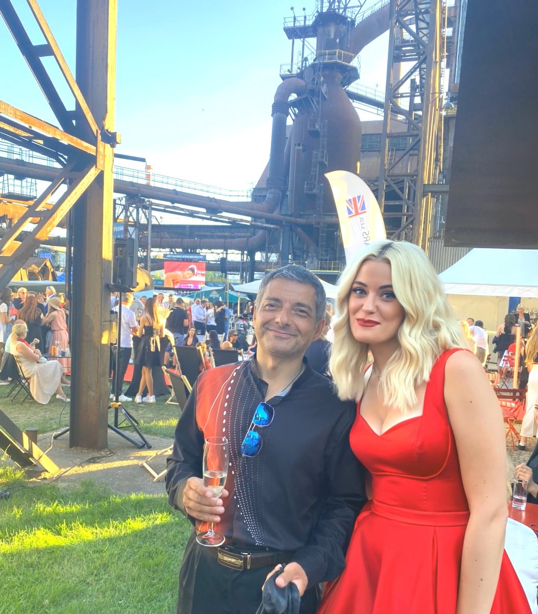 RAdoSkydancer's tweet photo. Módní přehlídka Beáty Rajské v závěru května 2026 v Dolní oblasti Vítkovic. Děkuji Váženému panu Poledníkovi a celému týmu B of B cars https://t.co/0JK3QOhmXm a https://t.co/HEGnH6iKG5 https://t.co/GGCFOYnIAY