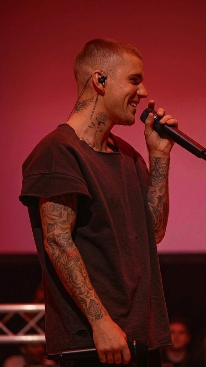 lilbieberhqpics's tweet photo. https://t.co/r2unYugi7D
