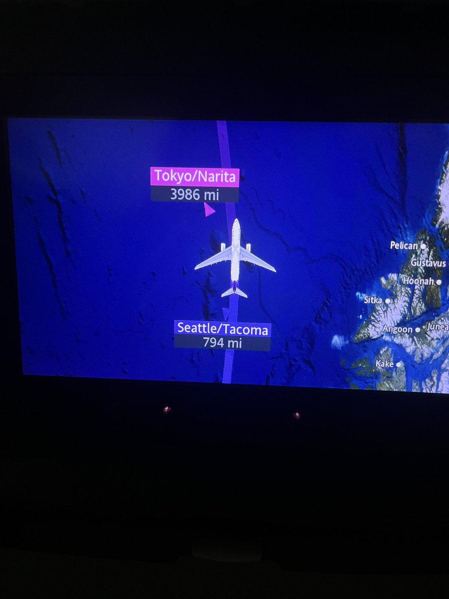 Ryusei1098's tweet photo. 日本へ帰国中です
ハワイアン航空Wi-Fi無料で使えるの神過ぎる
今回の旅は僕自身ポーカープレイヤーとしての1つ区切りの旅でした(一応最後カンボジア行くけど)
田舎のカジノで地道に1-3と2-5を打っていましたが、目標勝ち額は達成することができたので良かったです
ポーカーやるならアメリカが最強です https://t.co/mFGxq73rRq
