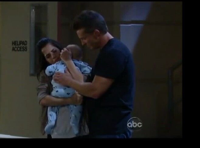 JasamLoveStory's tweet photo. Sam and Jason reunited with their baby boy Danny #GH #Jasam #GoldStarSuperCouple #JasamBabyBoy https://t.co/yQMDp5eAl7