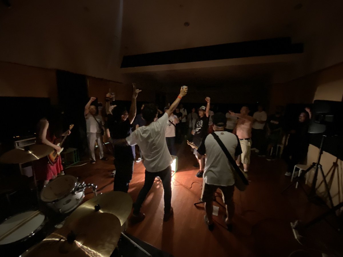 catch_row's tweet photo. 2026/6/6
at 福井GHOST MATE
「LxSxC &amp; 宮フェス」
来てくださった皆様、出演者の皆様、GHOST MATEの皆様、ドラムサポートかっさん、アンコールでいきなり叩いてくれたたなちゅ、AnChiさん、タカハルさん、本当にありがとうございました！！富山も福井も最高😭Catch and rowと出会ってくれてありがとう https://t.co/JiNSSWUowf