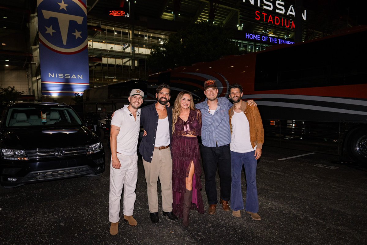 carlypearce's tweet photo. CMA Fest! This was by far the most special one yet. Thank you @RileyGreenMusic, @RickySkaggs, and @mollytuttle for being a part of such a special night for me and lending your amazing talents. I said it last night, but I’ll say it again… I have worked my entire life to make it to the big stage, and I can’t tell you how grateful and blessed I am for this life. Also a huge shoutout to my amazing band for absolutely crushing it and being the brothers I never had 🥹🤍 #cmafest