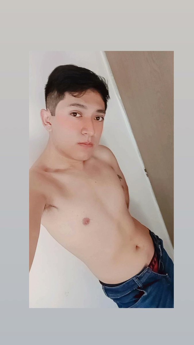 AsterLidineXXX's tweet photo. Que me harías si un día me encuentras así 🔥🍑🔞🏳️🌈🍆
Suscríbete a mi cuenta de onlyfans para ver más contenido @TheWaxmex @Adultsdeal1 #latin #littleboy #gay #hot #sexy #twinks #twinkboy #twinky #fruity #sex #cute #cuteboy #nude
https://t.co/eASsB2zM3n #chudai https://t.co/1roKCwMRtE