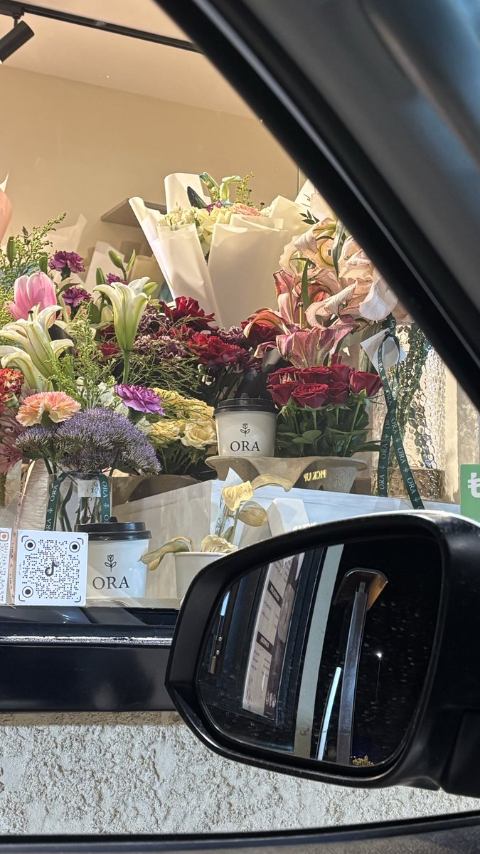 42mj_'s tweet photo. معك يا حلو الليـــالي ♥️ https://t.co/Vfk6pzdCWn