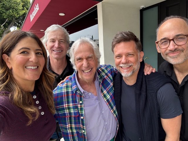 hwinkler4real's tweet photo. Talented good friends https://t.co/GOdG0IrgRd