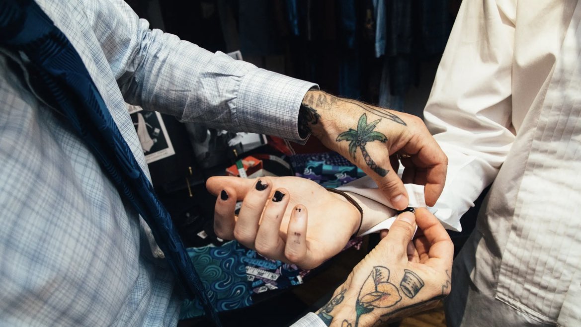 mikefaistfiles's tweet photo. HAPPY TONY AWARDS DAY

Here are some photos of 2017 Tony nominee Mike Faist during a fitting ahead of the Tony Awards. https://t.co/f3UH01TPCC
