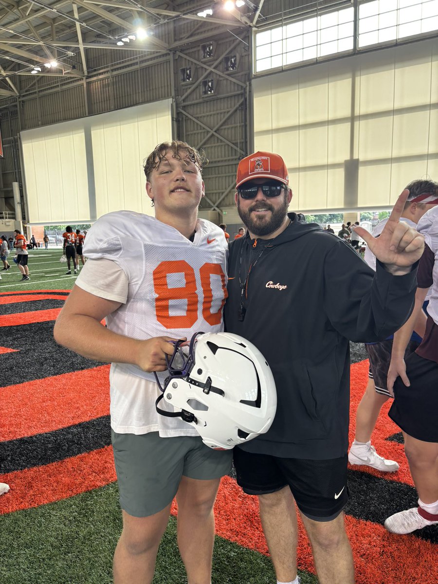 BrooksMeyer75's tweet photo. I had a great time competing at the @CowboyFB camp! Thank you to all the coaches for coaching me and making this a great experience.
C/O 2028 
6’5 310lb OT 
@Coach_Crill 
@BooneFeldt @_TheCoachHarris @JasonMartinezz @coachAllison11 
@GranburyFB https://t.co/Socwnh5EkY