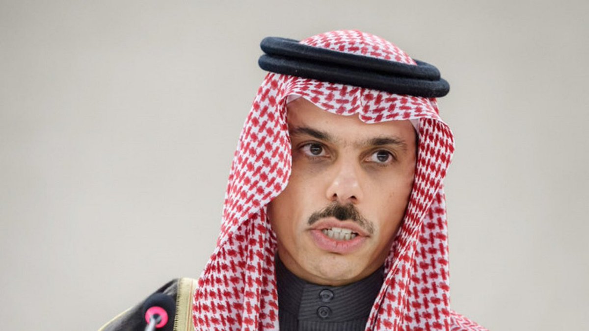 SaudiNews50's tweet photo. تحرك دبلوماسي سعودي عقب الهجوم الإيراني على إسرائيل..

اتصالات هاتفية لوزير الخارجية الأمير فيصل بن فرحان بـ:

وزير الخارجية القطري.

وزير الخارجية الإيراني.

- https://t.co/5zIwsx3t5F