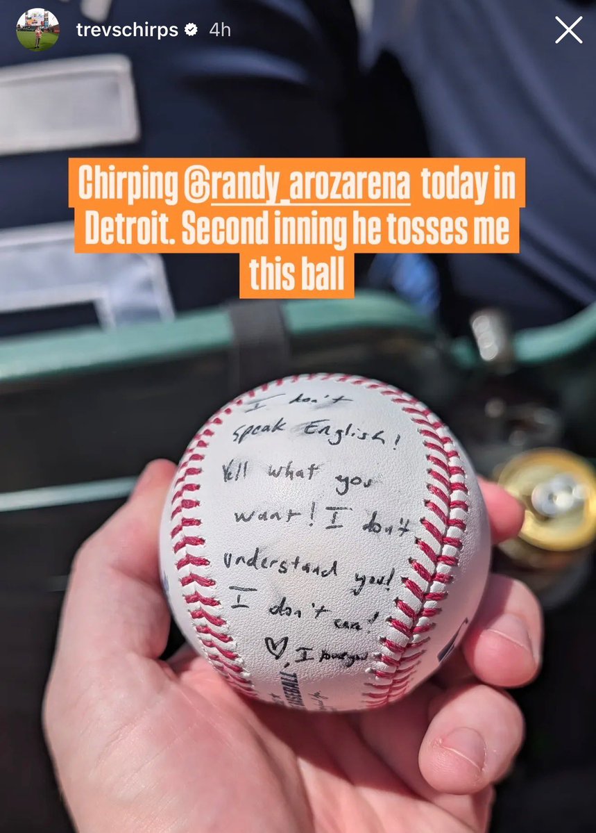 JomboyMedia's tweet photo. Randy Arozarena responded to chirps from a fan the best way possible https://t.co/q0xz3CjoNk