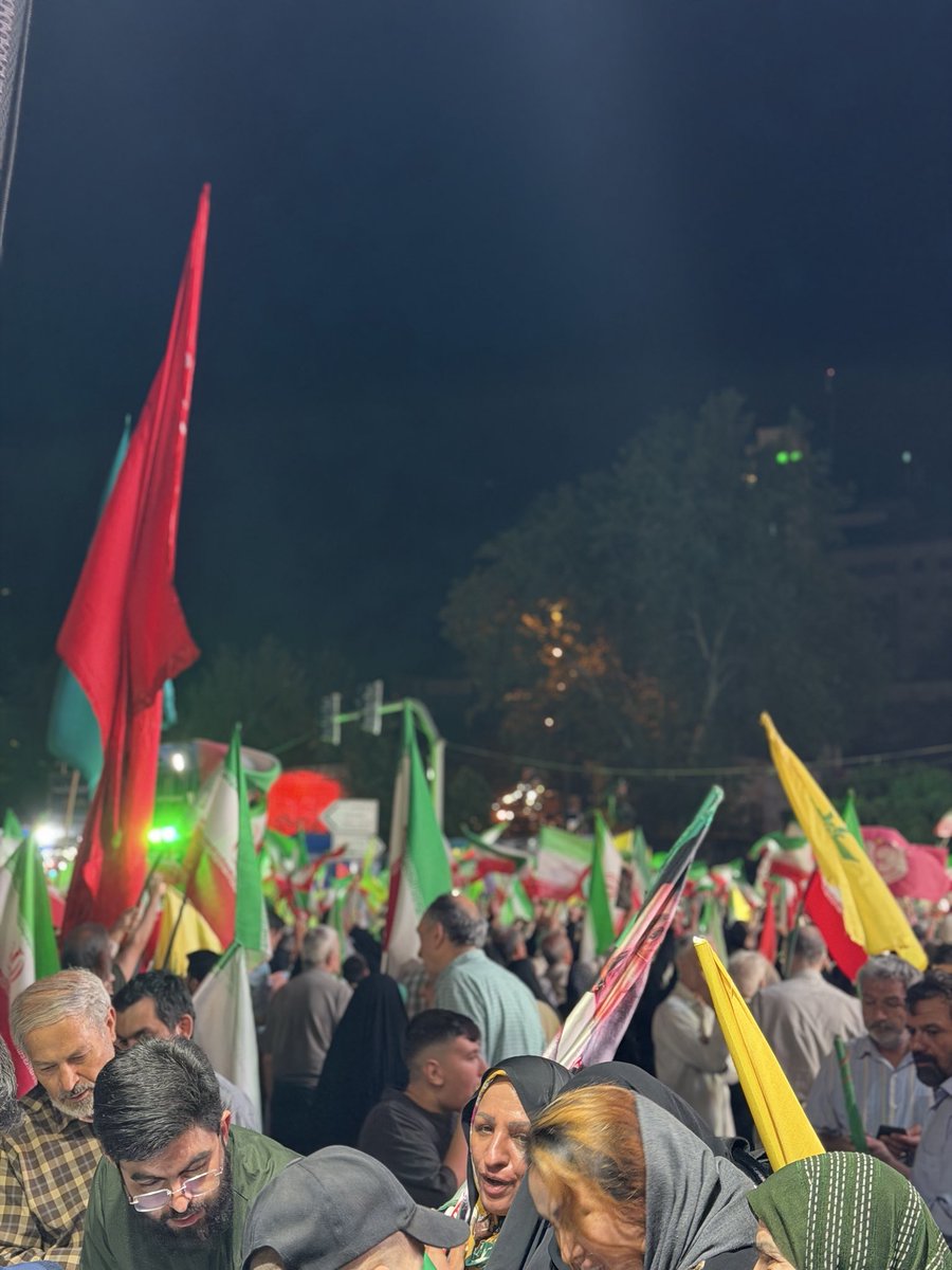 Helyeh_Doutaghi's tweet photo. Tonight is the result of two developments: the regional balance of force has shifted in a decisive manner, prompting Iran, for the first time ever, to carry military campaign in defence of its allies/ though it could also be framed as self-defense in response to continued violations of Iran territorial sovereignty over the past two days/ and or collective self defence re its regional allies.

Second, there has been a noticeable intensification of demands in response to escalating violence against Lebanon over the past week in the streets of Iran. Many carry Hezbollah flags and have been calling for action. In this, pressure emanating from the popular base of the revolution has significantly shaped the posture of the armed forces, particularly amid internal tensions among differing political factions, including reformist elements within Iran.

The pics taken over the past several nights.
