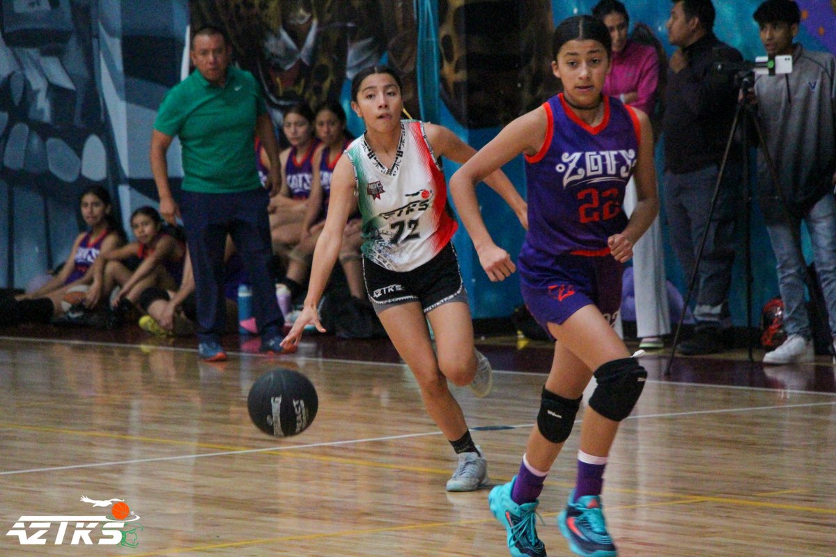 Aztks_Club's tweet photo. Una victoria y una derrota en el segundo día de actividades en el Estatal ADEMEBA U14 💪🏻🙌🏻

Vamos con todo para estar dentro de los primeros tres lugares 🙏🏻🏀

#SomosAztks #EDOMEX #ADEMEBA #Basketball https://t.co/EwgdXMcYaq