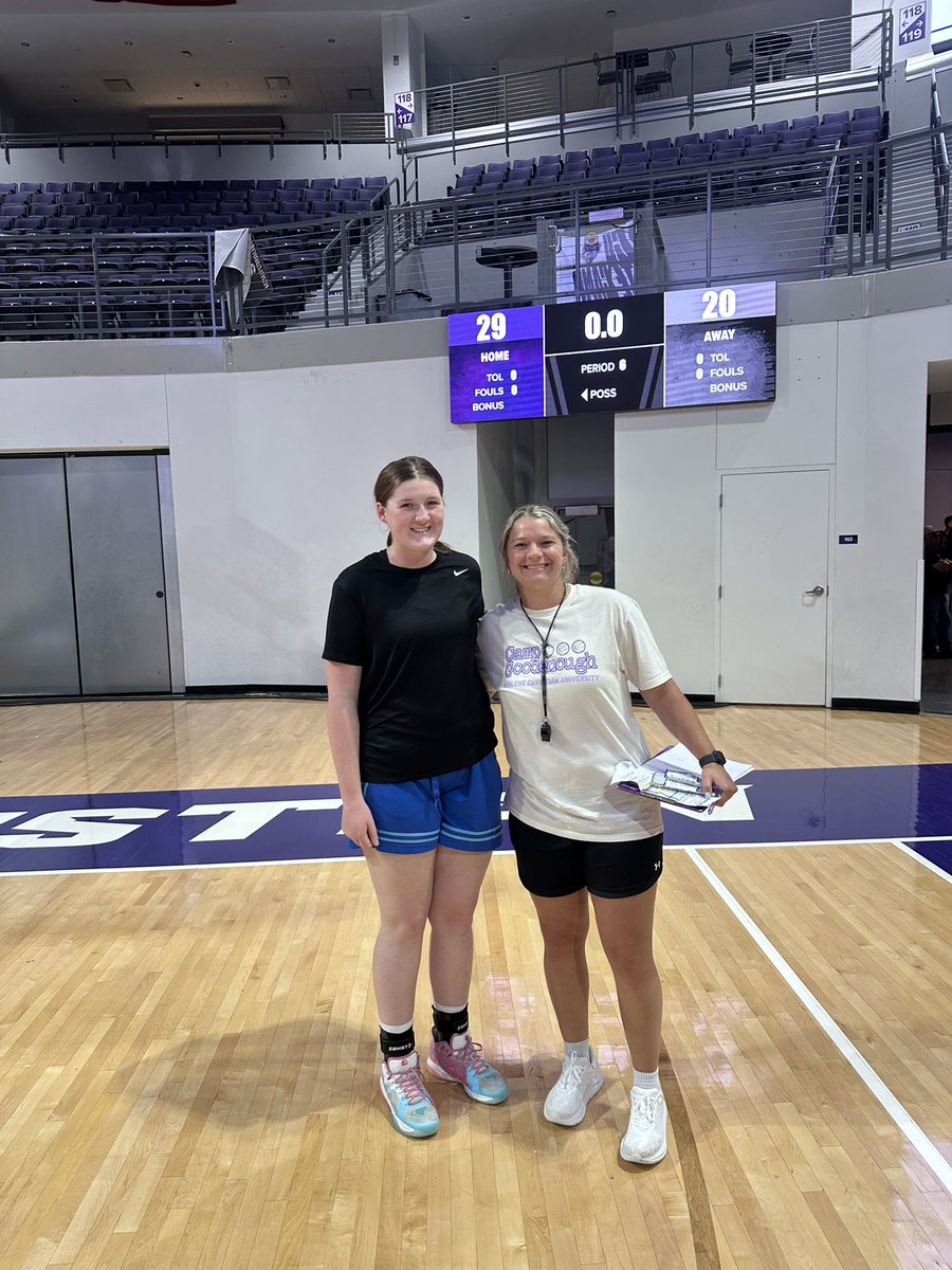 DakotaHonea28's tweet photo. Thank you @acuwbb, @coachgoodenough, @chrisgarcia_coach, @tatumveitenheimeracu for the amazing opportunity to come to your camp! This was such a great experience and I’m so excited to keep building this relationship!! Go wildcats 💜💜 #nodaysoff #puttinwork #basketball @Platinumbball