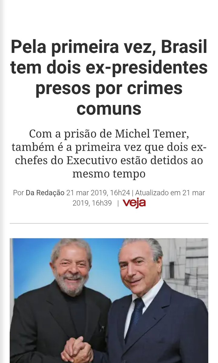 ArthurWeint's tweet photo. 2019. Bolsonaro pegou o Brasil com esses dois presos e entregou com lula presidente e temer como principal aliado. https://t.co/ZB1VBogz2L