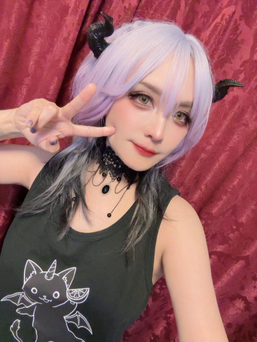 michal666jp's tweet photo. おはよー😈✨

今日は【#ヴァイキングの日 】⚔️

ヴァイキングといえば何を想像する？💭
好きなヴァイキング・メタル・バンドがいる人はバンド名を教えて🤘🏻

今日の呪文は🪄
『運命とは命を運ぶと書く。自分の命を自分で運んで、自分の道を開くしかない』

今日は不眠でダメージを受けた肌と髪に栄養入れて、ツヤツヤみかるんになって仕事も頑張るー！

素敵な月曜日になぁれ🪄