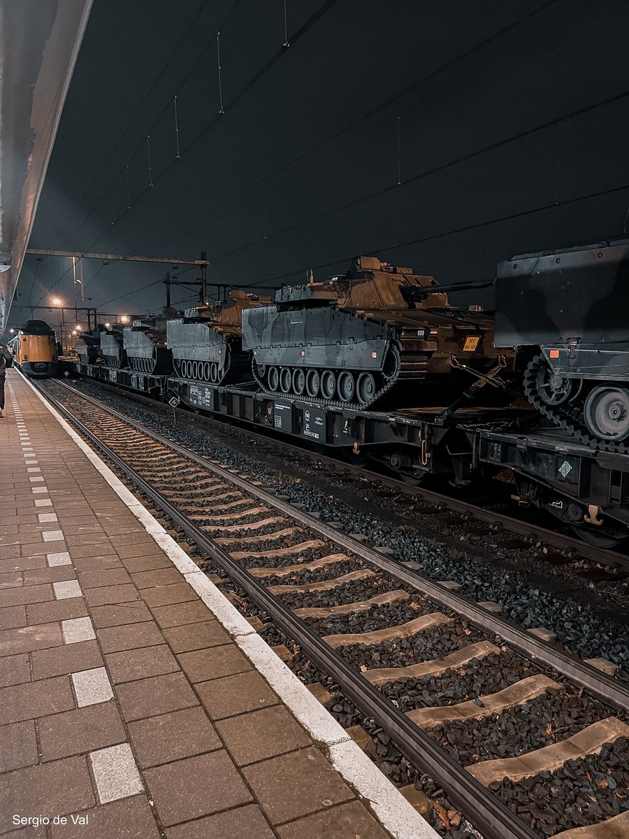 sergiodeval's tweet photo. #Netherlands #Amersfoort #AmersfoortCentralStation #Photography #Militairy https://t.co/C7DGfUNzAN