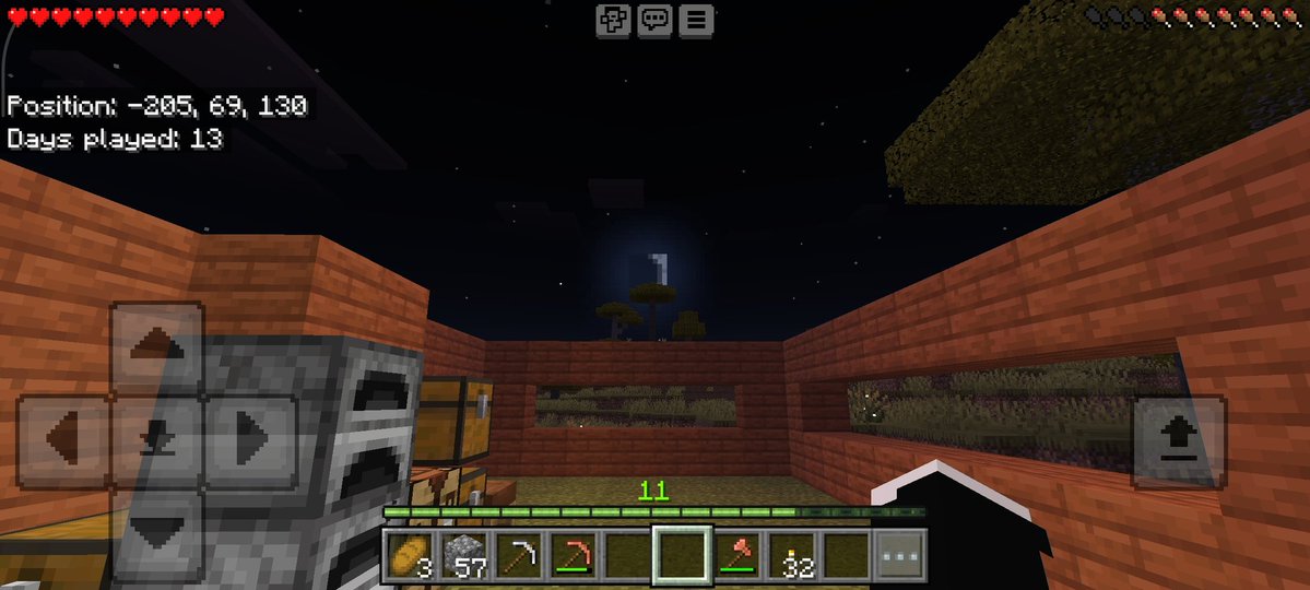 BlueBella664's tweet photo. I'm falling in love with minecraft. Hopefully i won't get bored with like others game.

Selagi belum pernah bikin Netherite armor ga akan bosan keknya 😭😭 https://t.co/B0Mb7sdxPj