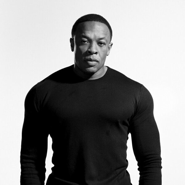 monkycut's tweet photo. HipHopのレジェンドプロデューサーでもある2人

Dr. Dre　61歳
DJ Premie　60歳

実はもう還暦なのに驚き https://t.co/vfvg1k5hHF